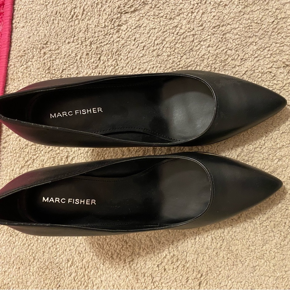 Marc Fisher Women's Matte Black Leather Pumps